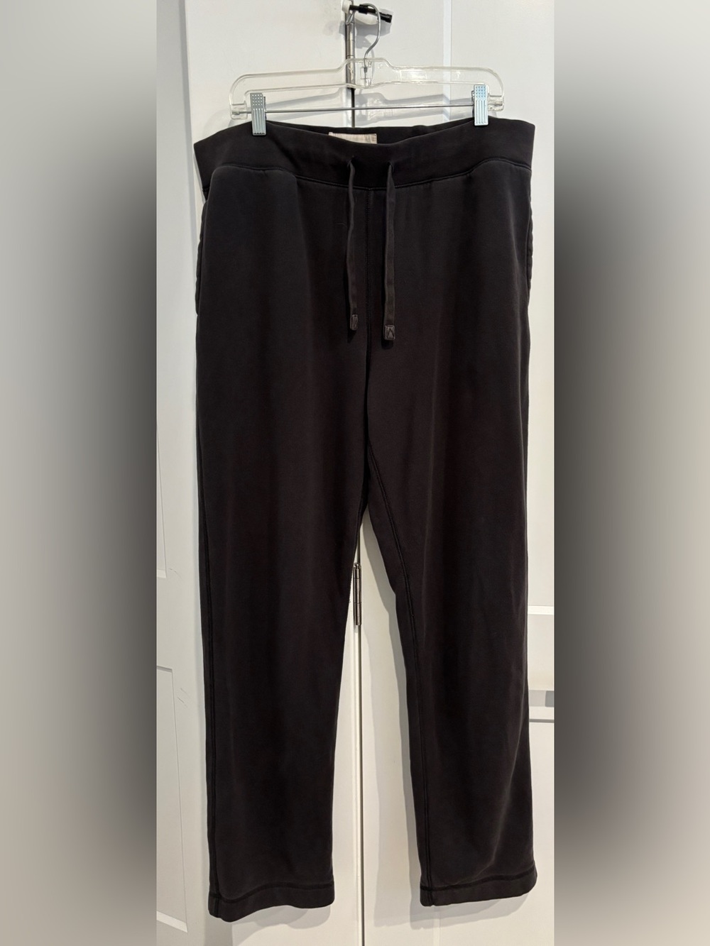 Eddie Bauer Dark Gray Drawstring Sweatpants. Size L Tall